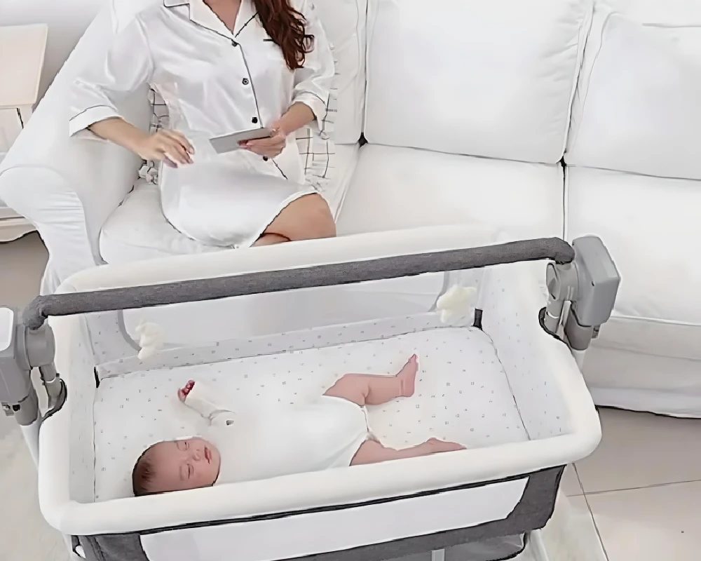 best auto rocking bassinet